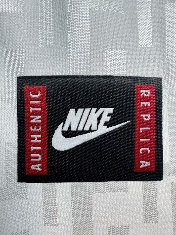 Italy Retro Away Jersey 1995