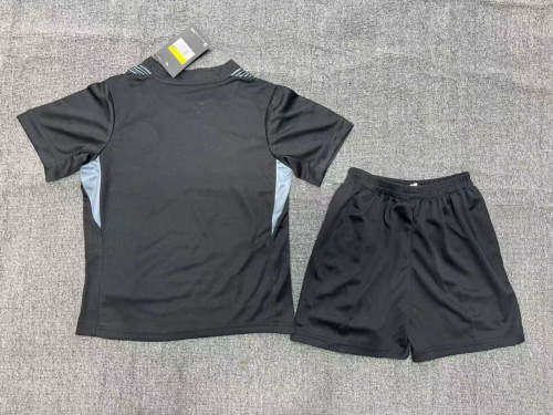 Chelsea Goalkeeper Kids Suit 25/26