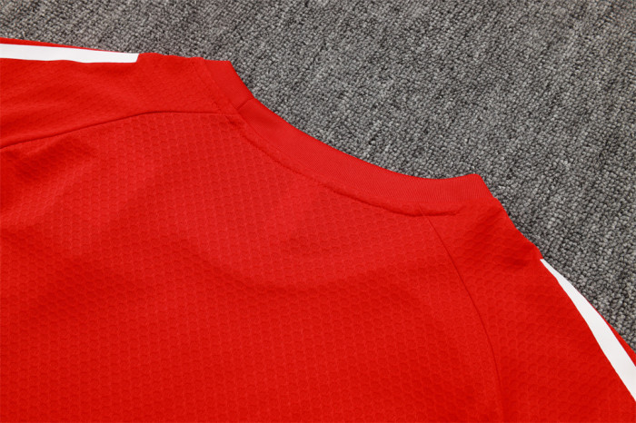 Liverpool Training Short sleeve Suit 24/25