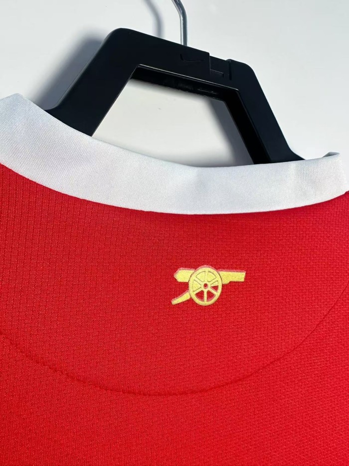 Arsenal Home Retro Jersey 2006/07