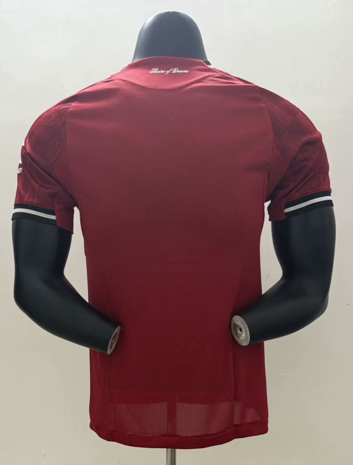 Manchester United Home Player Jersey 25/26