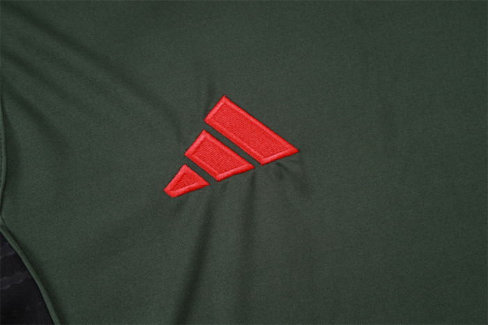 Bayern Munich Training Jersey 25/26