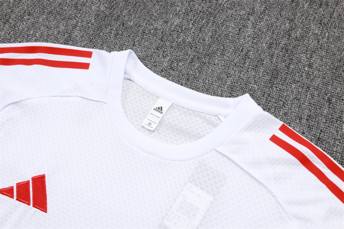 Liverpool Training Short sleeve Suit 25/26