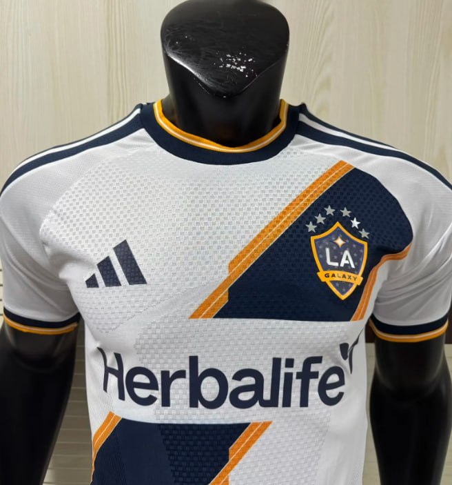 LA Galaxy Home Player Man Jersey 26/27