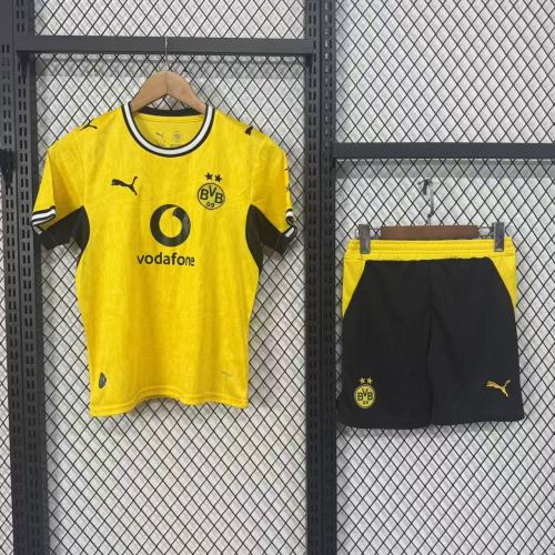 Borussia Dortmund Home Kids Suit & Socks 26/27
