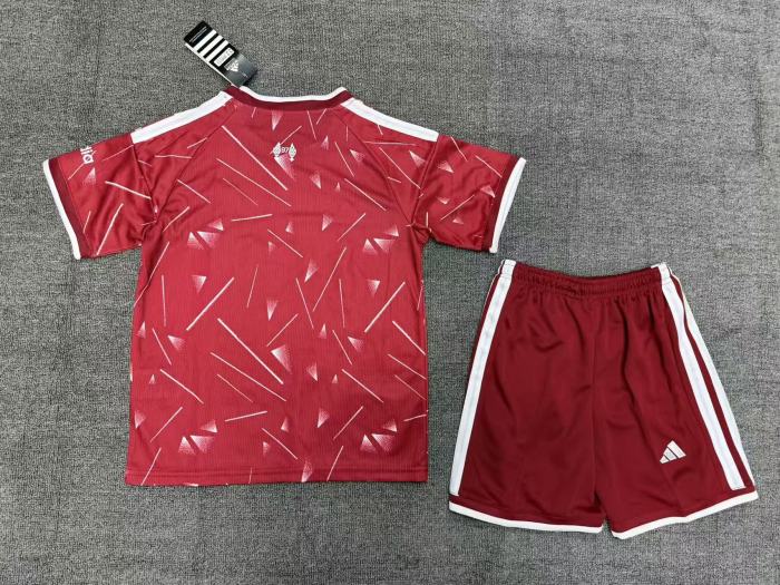 Liverpool Home Kids Suit & Socks 26/27
