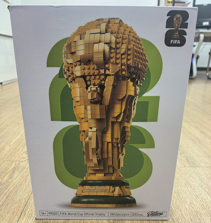 LEGO 43020 FIFA World Cup Football Fan Boy Assembled Building Block Toy Children's Gift
