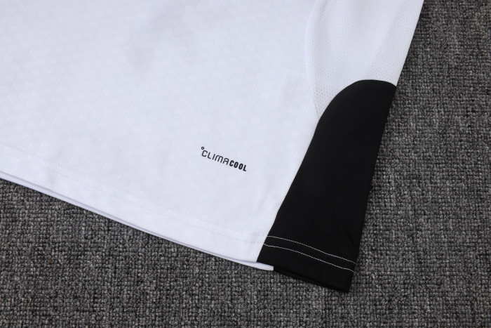 Liverpool Training Short sleeve Suit 26/27