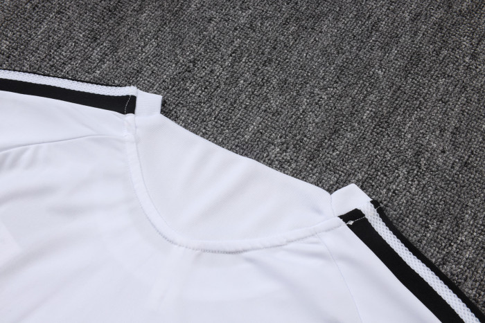 Liverpool Training Short sleeve Suit 26/27