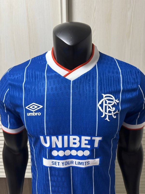 Rangers Home Men Player Jersey 26/27
