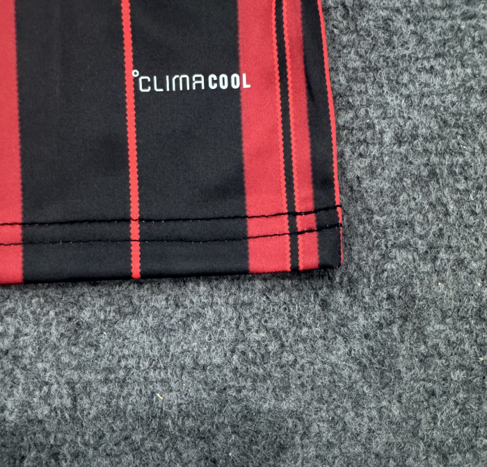 Eintracht Frankfurt Home Man Jersey 26/27