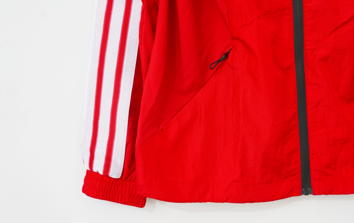 Manchester United Training Windbreaker 2026