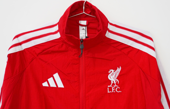 Liverpool Training Windbreaker 2026