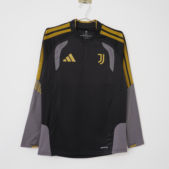 Juventus Player Version Quarter-Zip Training Top 2026