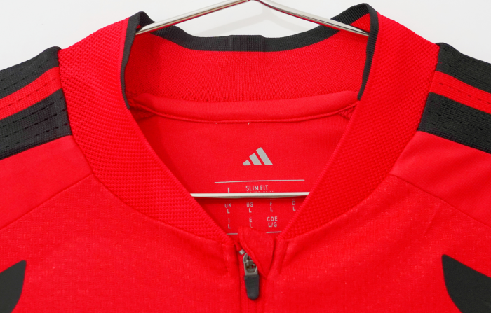 Manchester United Player Version Quarter-Zip Training Top 2026