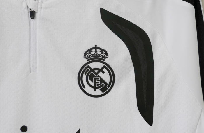 Real Madrid Player Version Quarter-Zip Training Top 2026