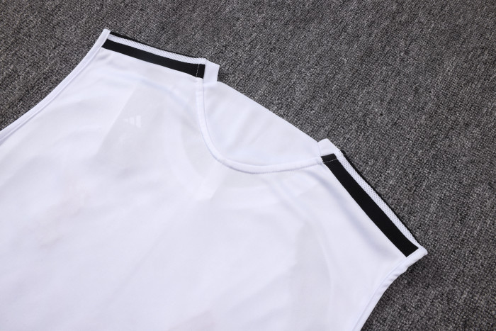 Liverpool Training Jersey 26/27