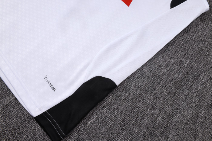 Liverpool Training Jersey 26/27
