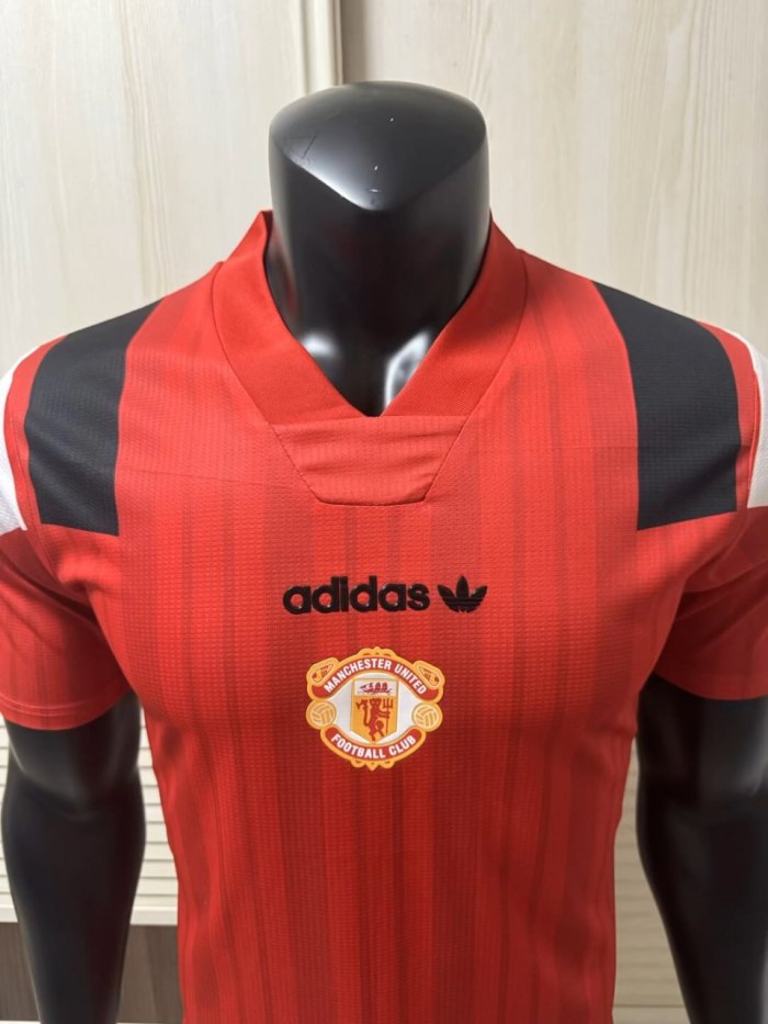 Manchester United EQT Red Player Men Jersey 26/27