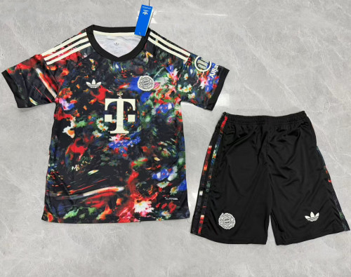 Bayern Munich Oktoberfest Kids Suit 26/27