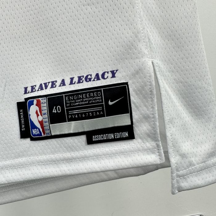 Luka Dončić Los Angeles Lakers Association Edition Swingman Jersey 23/24 White