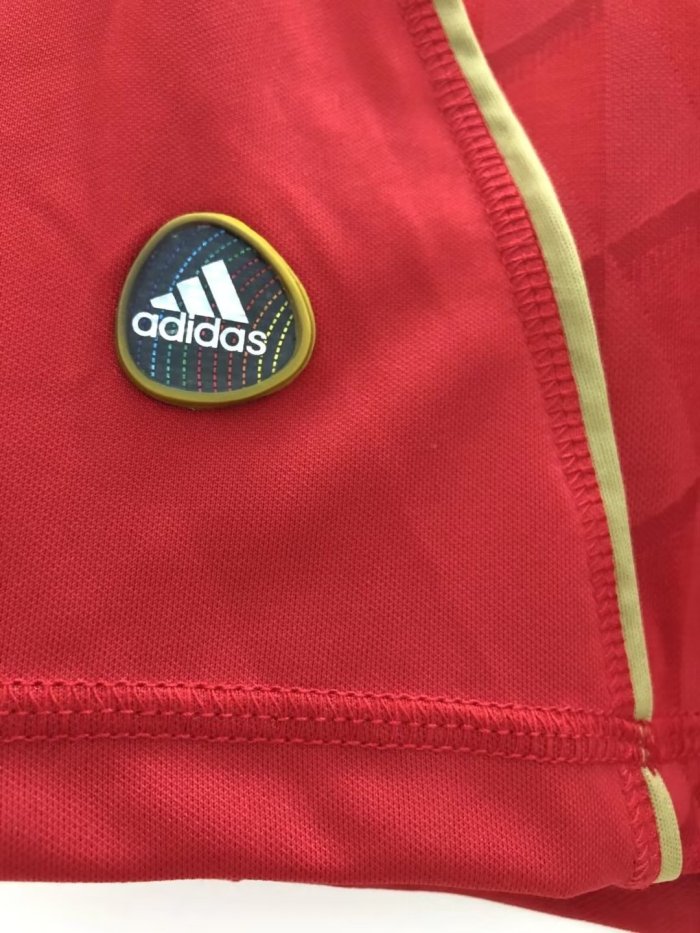 Liverpool Home Retro Jersey 2010/11