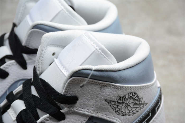 Air Jordan 1 Mid “PS5” 554724-129