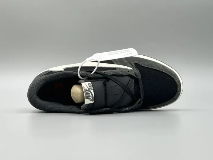 Travis Scott x Air Jordan 1 Black Beige