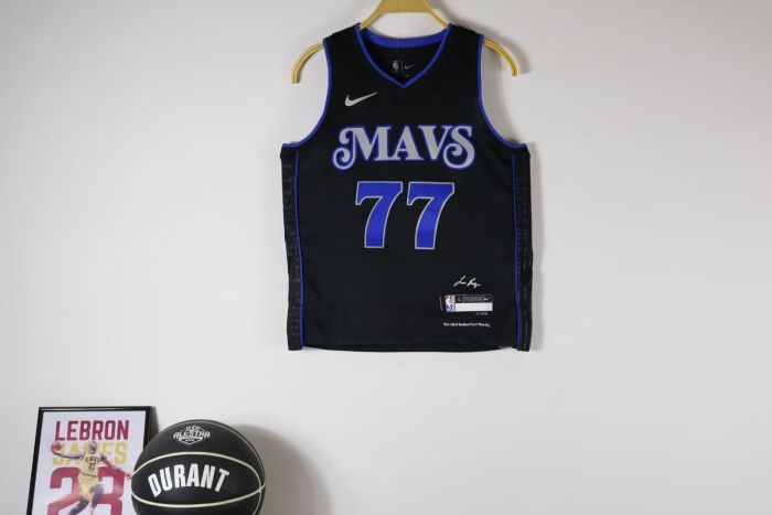Dallas Mavericks  Kids Jersey City Edition 23/24 NO.77 Dončić