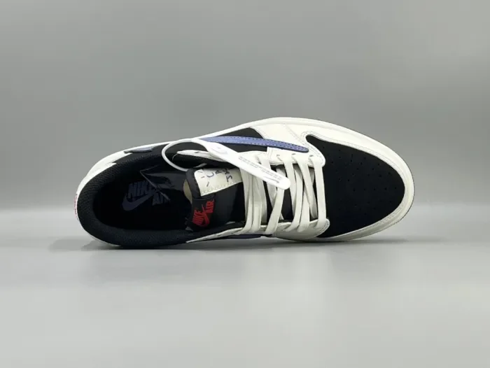 Travis Scott x Air Jordan 1 Blue Bottom