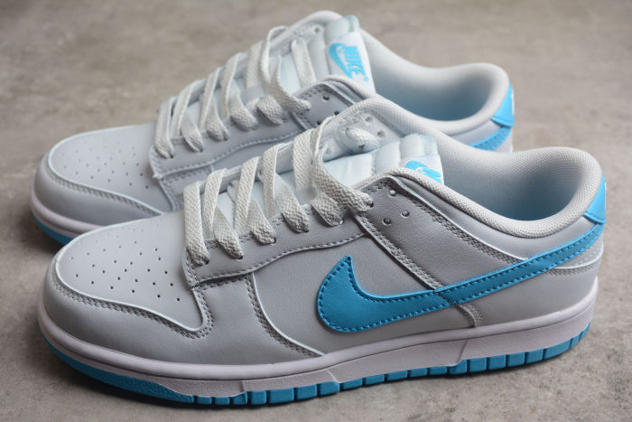 Air SB Dunk Low Light Bone Blue