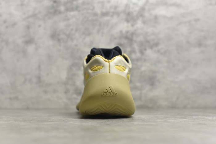 Yeezy Boost 700 V3 “Srphym” G54853