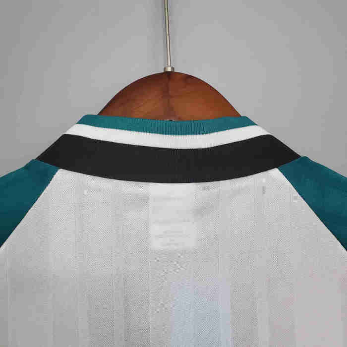 Liverpool Away Retro Jersey 93/95