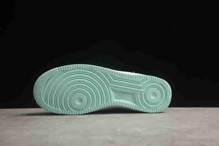 Air Force 1 07 Low White Green PF9055-774