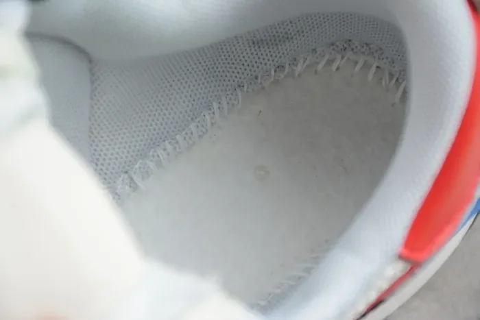 Nike x sacai Vaporwaffle 'Sail Sport Fuchsia' CV1363-100