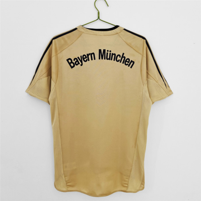 Bayern Munich Away Retro Jersey 2004/05