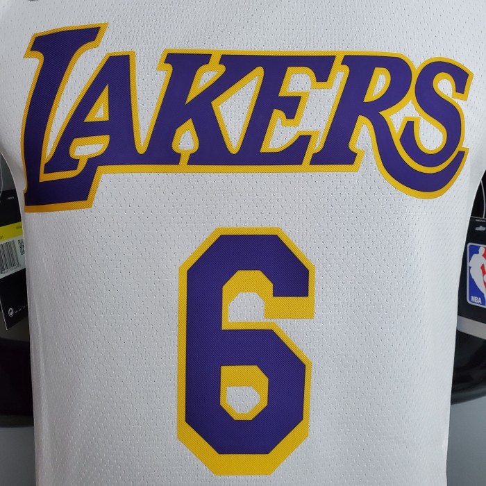 LeBron James Los Angeles Lakers 2020/21 Swingman Jersey White
