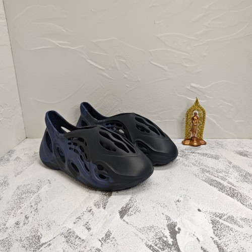 adidas Yeezy Foam Runner Sulfur Non-slip