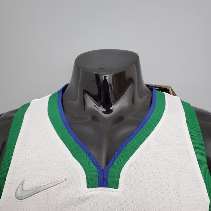 Luka Doncic Dallas Mavericks 2022 City Edition Swingman Jersey White and Green