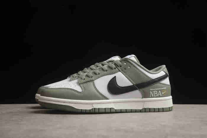 SB Dunk Low NBA Paris FZ4624-001