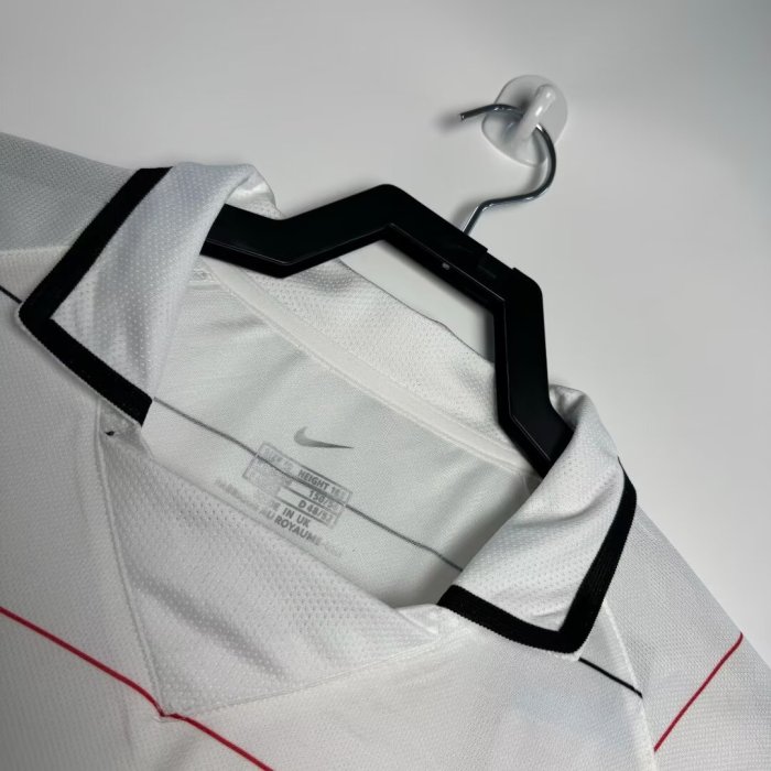 Manchester United Away Retro Jersey 2003/05