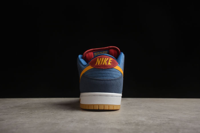 SB Dunk Low Barcelona - DJ0606-400