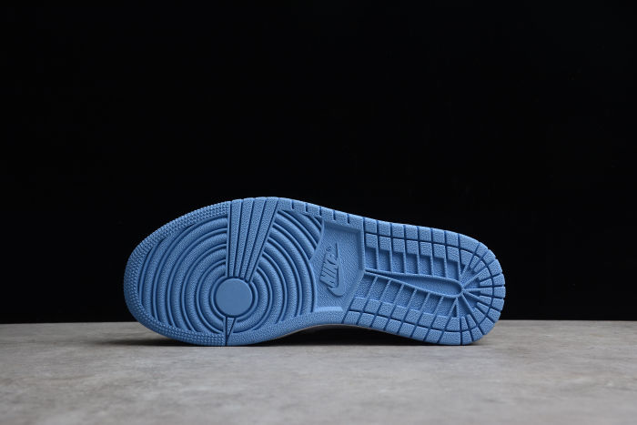 AIR JORDAN 1 MID 'RACER BLUE'