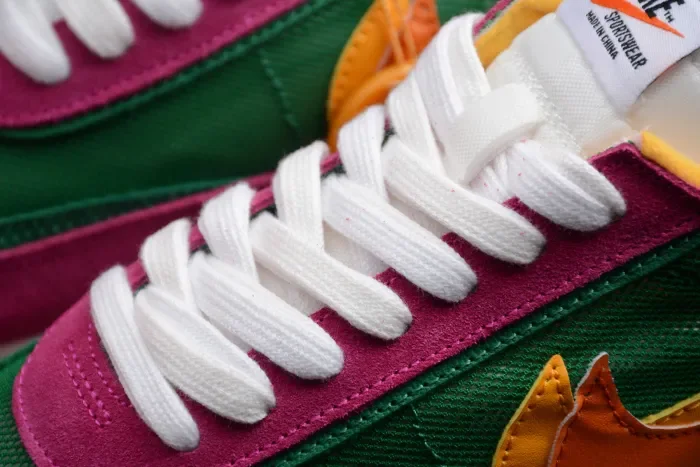 Sacai x LDWaffle 'Pine Green' | BV0073-301