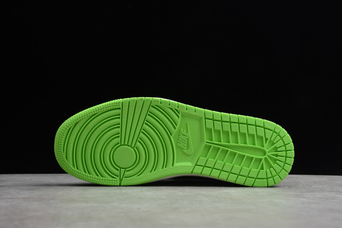 Air Jordan 1 Neutral Grey Gunsmoke Volt 555088-070