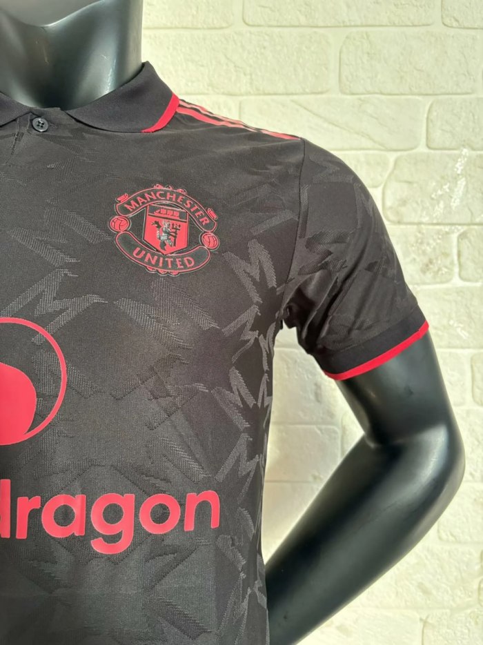 Manchester United Black Player Jersey 25/26