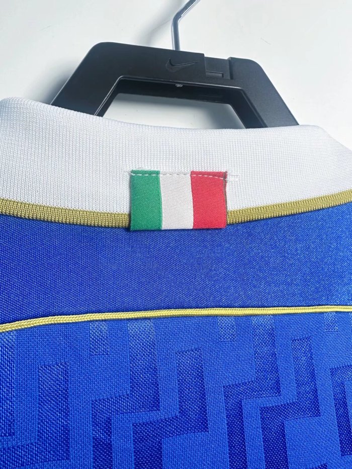 Italy Retro Home Jersey 1995
