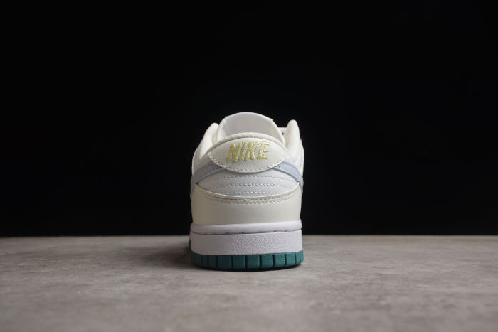 SB Dunk Low GS White Green Grey Teal FD9911-101