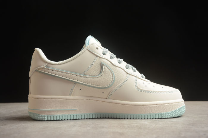 Undefeated x Nike Air Force 1 07 SU19 White Light Blue