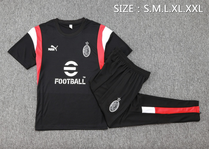 AC Milan Training Jersey 23/24